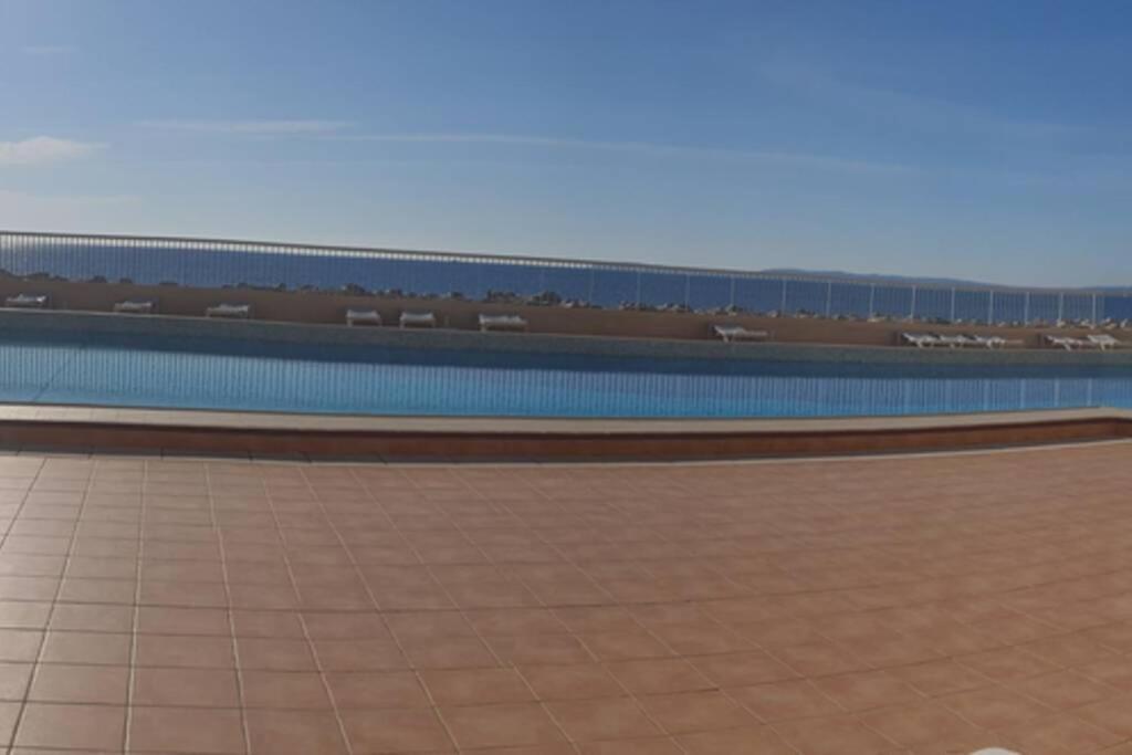 Face Mer Entre Plage Et Marina Bormes-les-Mimosas Buitenkant foto